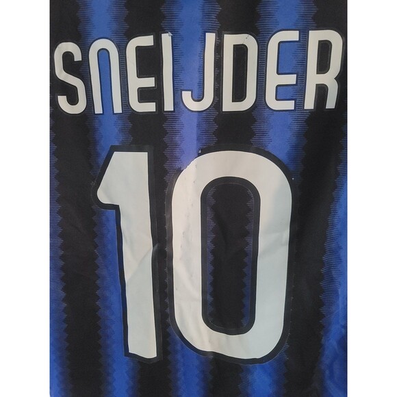 2010-11 Inter Milan Home Shirt Sneijder #10 - Y6 - (Boys) - Picture 8 of 11